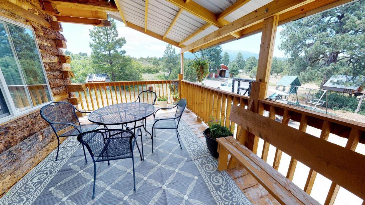 Canyon View Family Cabin, Deck, Tv Room, Games, Bbq, Campfire Monticello Kültér fotó